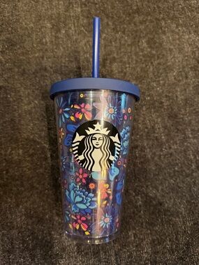 Vera Bradley + Starbucks international collaboration 16oz tumbler w/ lid + straw